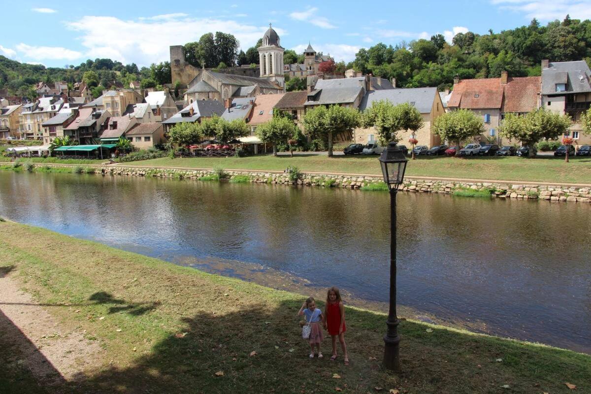 La Vieille Ferme: Superbe Complexe De 3 Gites En Pierre Avec Piscine Au Coeur Du Perigord Noir Saint-Genies Exterior foto